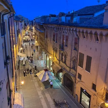 Maison Contrari * Ferrara