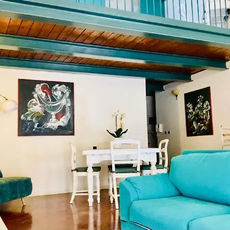 Maison Contrari * Ferrara