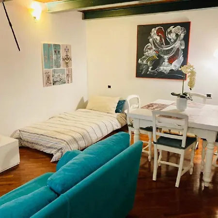 Maison Contrari Apartment *